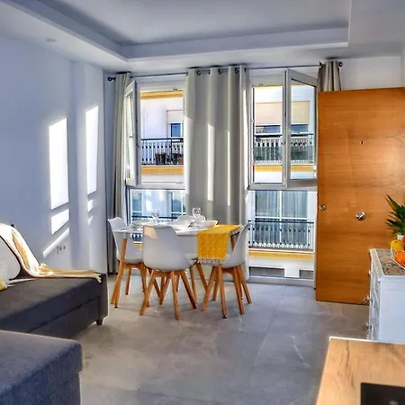 Inviting With Balcony 公寓 加的斯