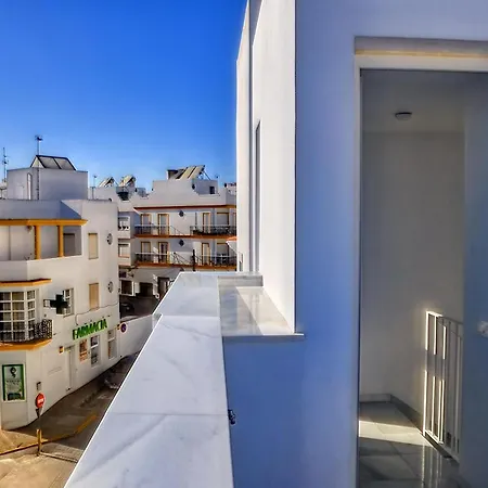 Apartamento Inviting With Balcony